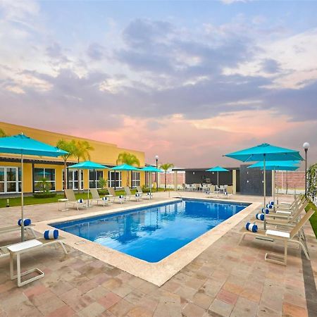 Hotel Best Place Express Zamora de Hidalgo Exterior photo